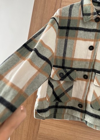 Düğmeli Bej Ekose Kadın Gömlek - Görsel 2