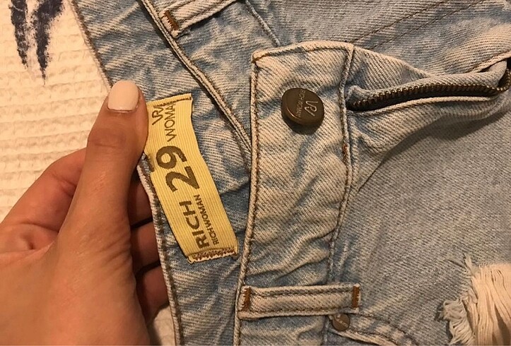 29 Beden mavi Renk Kot şort