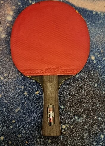 masa tenisi raketi
