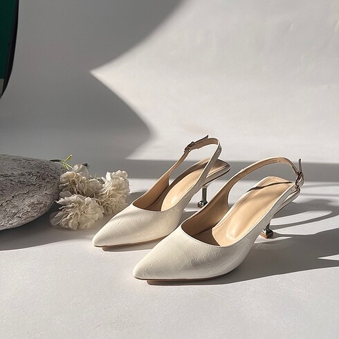 Bayan stiletto