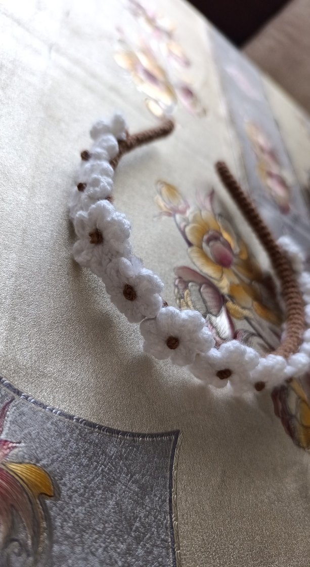 Boncuklu ve Nakışlı Beyaz Çocuk Taç - Görsel 2