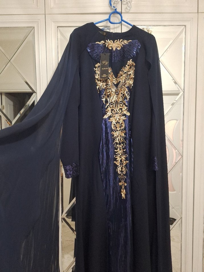 Lacivert Nakışlı Uzun Kollu Abiye Elbise - Görsel 3
