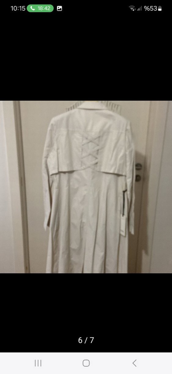 Düğmeli Uzun Beyaz Kadın Trençkot - Görsel 4