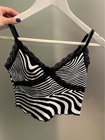 H&M orjinal askılı crop