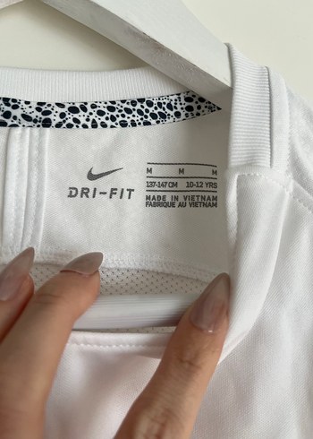 Çocuk Beyaz Kısa Kollu Baskılı Tişört orjinal nike - Görsel 2