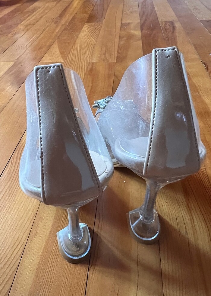 Şeffaf Ayakkabı - Görsel 3