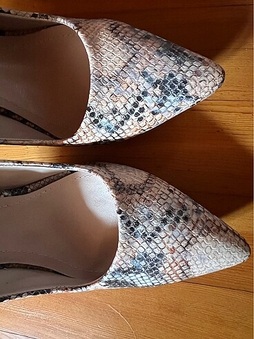 Yılan Deri Desenli Ayakkabı - Görsel 5