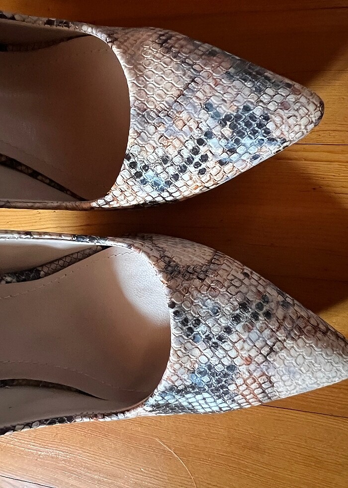 Yılan Deri Desenli Ayakkabı - Görsel 5