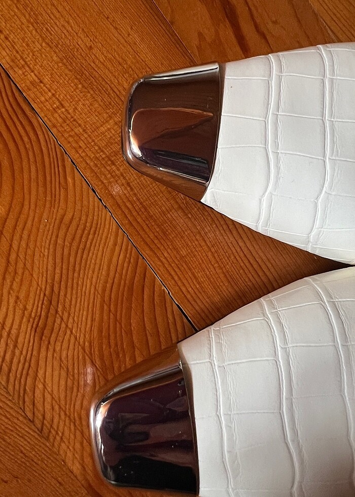 Beyaz Ayakkabı - Görsel 4