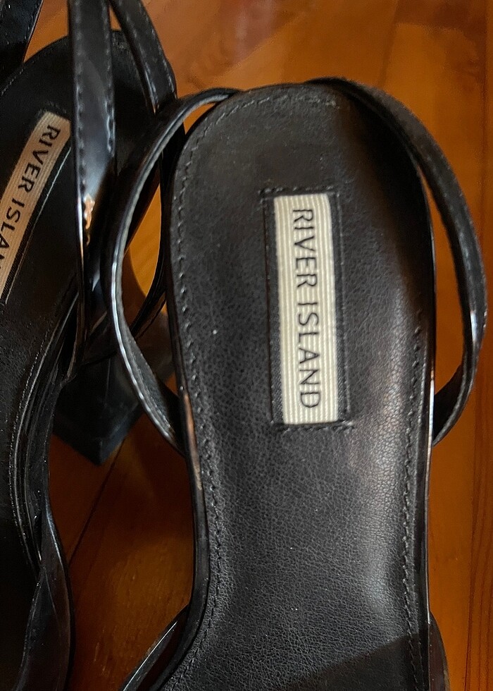 Siyah Ayakkabı - Görsel 2