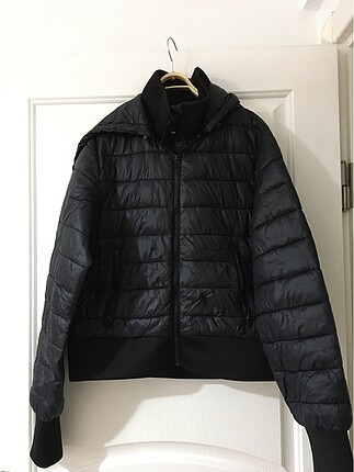 Zara mont