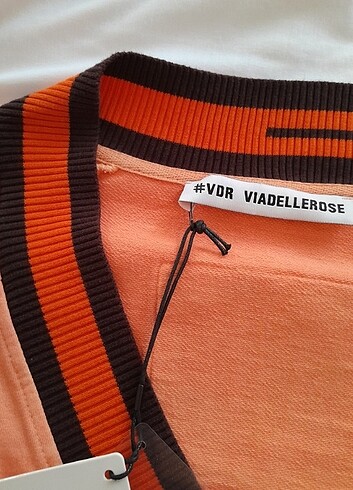 VIA DELLE PERLE Unisex! Via Delle Rose Sweat!