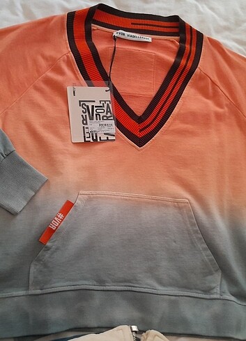 Unisex! Via Delle Rose Sweat! 