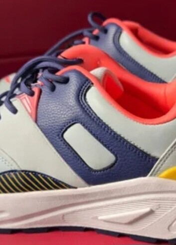 İNGİLTERE den hediye geldi, BERSHKA! - Görsel 2