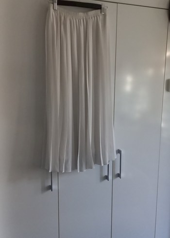 Diğer Uzun Pilili Beyaz astarli Etek