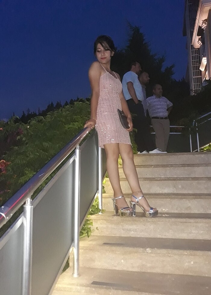 Mezuniyet elbisesi - Görsel 3