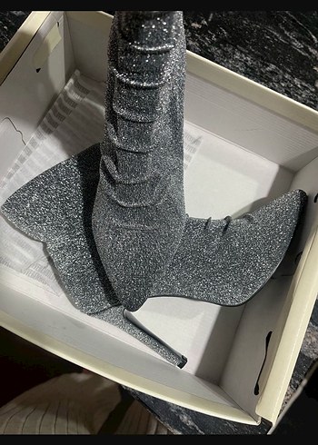 Gri Simli İnce Topuklu Kadın Bot - Görsel 3