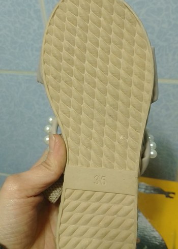 Bej Kadın Dolgu Topuklu Terlik İnci Detaylı - Görsel 4