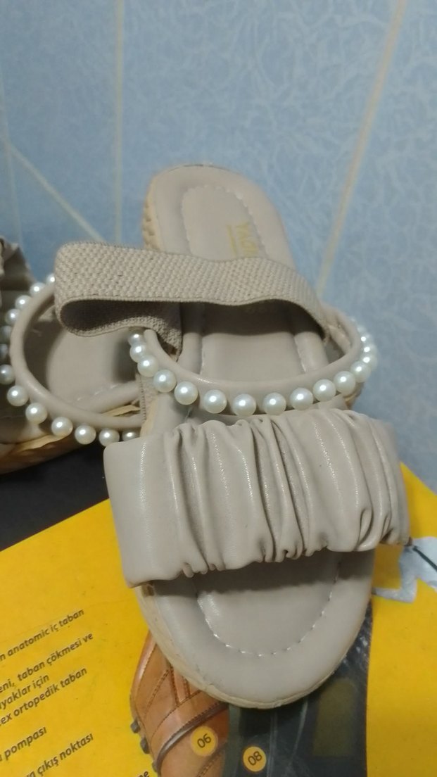 Bej Kadın Dolgu Topuklu Terlik İnci Detaylı - Görsel 2