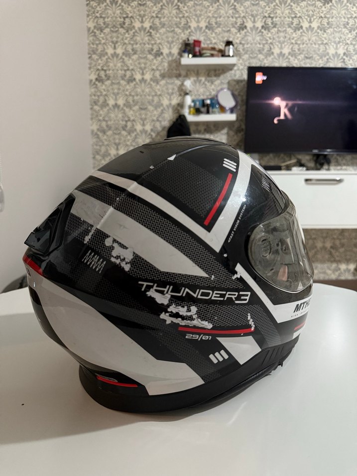 MT Thunder 3  L Beden  Kask - Görsel 4
