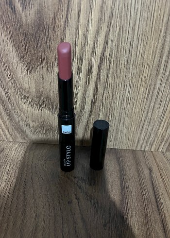 Avon Ultra Beauty Ruj - Görsel 3