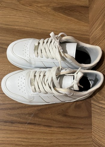 Beyaz Spor Ayakkabı - Görsel 12