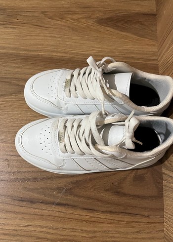 Beyaz Spor Ayakkabı - Görsel 10