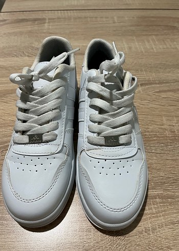 Beyaz Spor Ayakkabı - Görsel 5