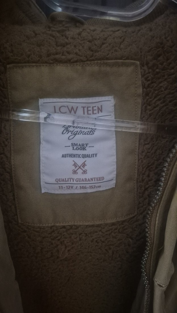 Bej Düğmeli Erkek çocuk parka - Görsel 2