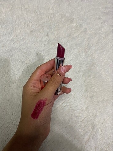 Rimmel London Bordo ruj