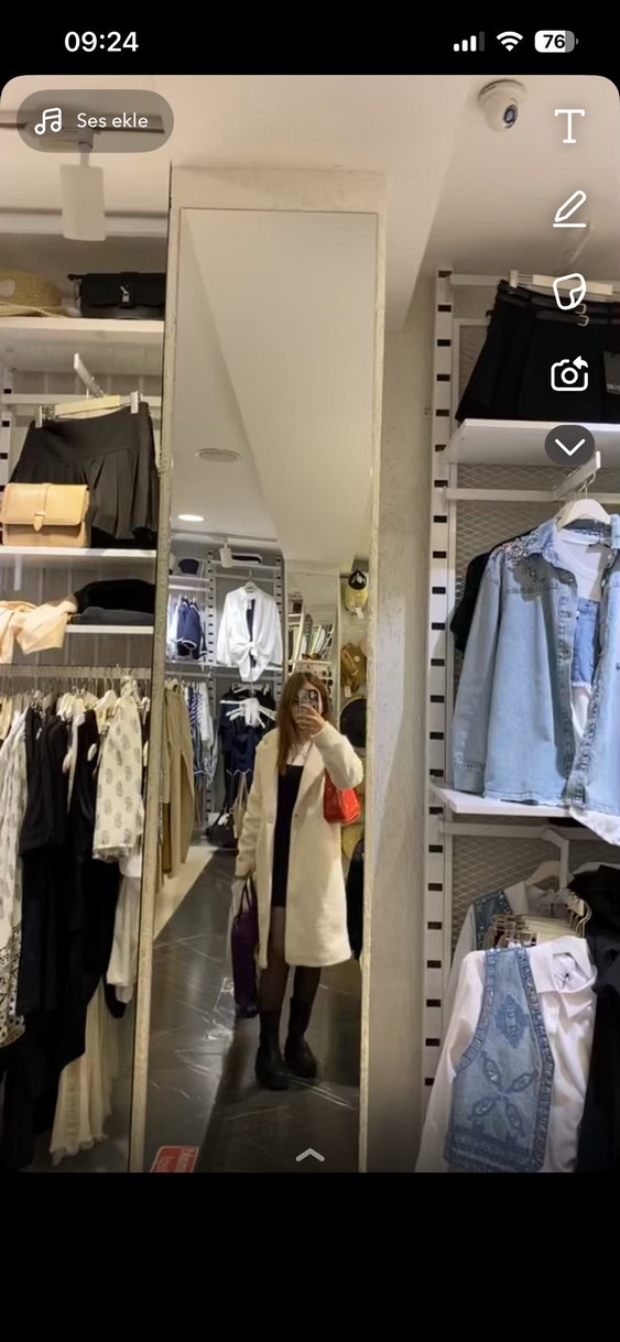 Kadın krem  Kürklü Klasik Kesim Kaban - Görsel 3