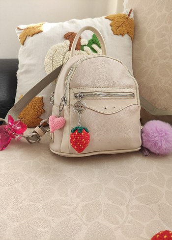 Diğer Örgü çilek anahtarlık amigurumi charm