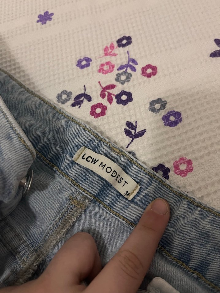 Gri Batik Desenli Bol Kesim Kadın Jean - Görsel 2