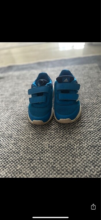 mavi adidas