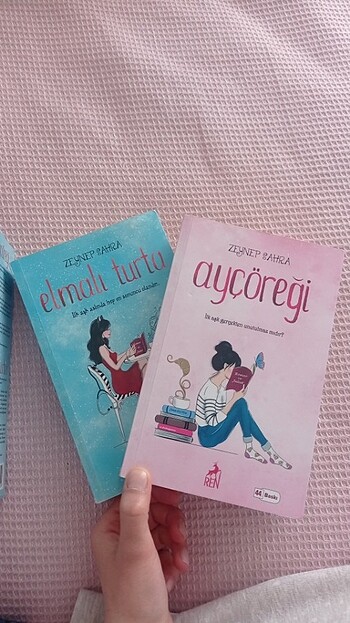 Zeynep sahra ay çöreği ve elmalı turta kitabı 