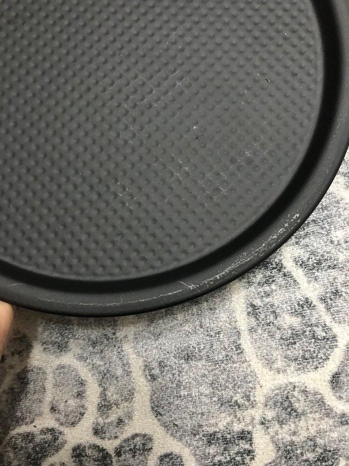 Altın Detaylı Siyah ve Beyaz Yuvarlak Tabaklar - Görsel 2