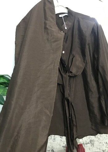 Kahverengi Kuşaklı Uzun Kadın Takım - Görsel 3