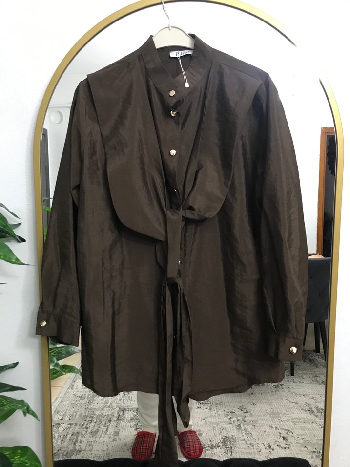 Kahverengi Kuşaklı Uzun Kadın Takım - Görsel 4