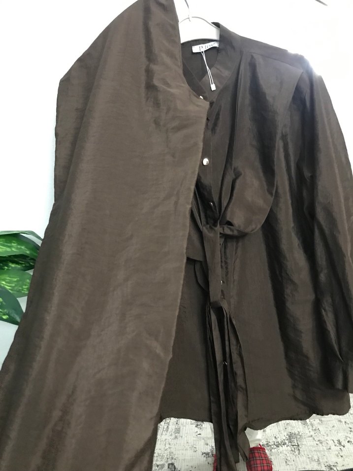 Kahverengi Kuşaklı Uzun Kadın Takım - Görsel 3