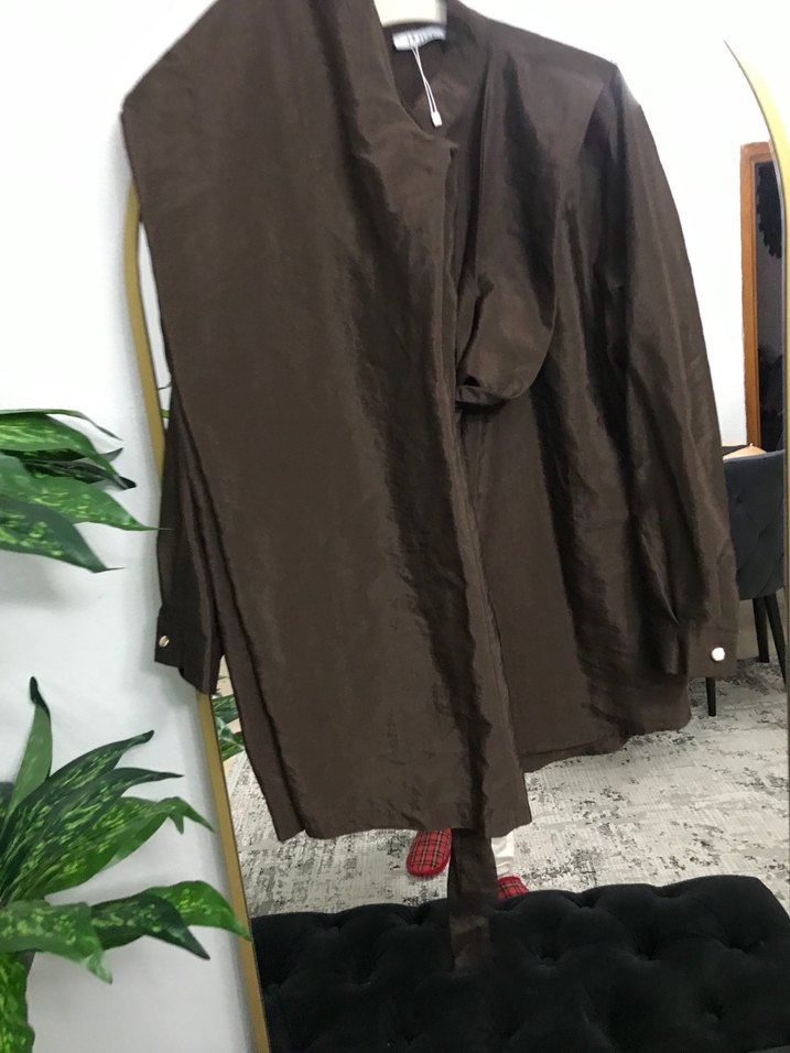 Kahverengi Kuşaklı Uzun Kadın Takım - Görsel 2