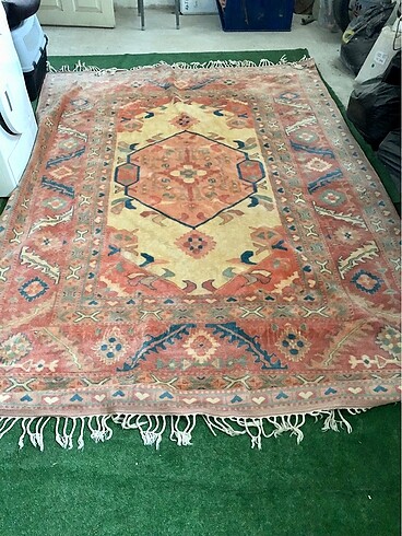 ANTİK DARBAZ EL DOKUMASI SAF YÜN HALI 5.72 METRE KAREDİR