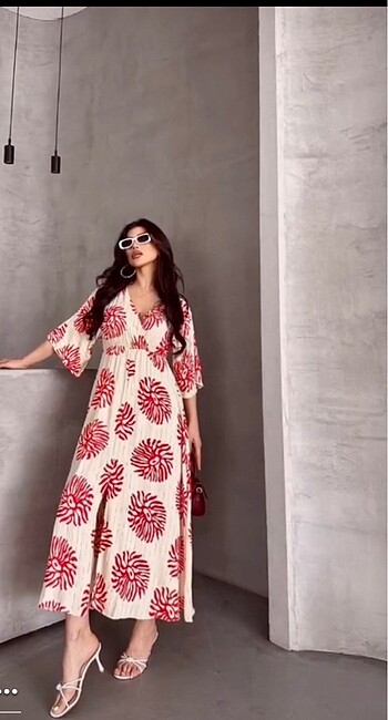 S/M/L BEDEN YARIM KOL ELBİSE