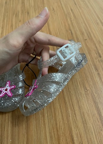 Penti Pembe Yıldız Nakışlı Parlak Kız Sandalet