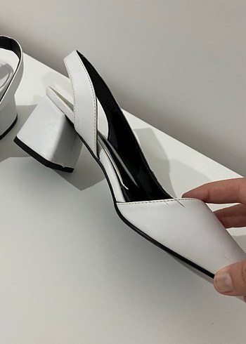 Beyaz Stiletto Topuklu Kadın Ayakkabı - Görsel 4