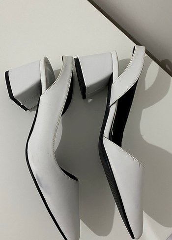 Beyaz Stiletto Topuklu Kadın Ayakkabı - Görsel 3