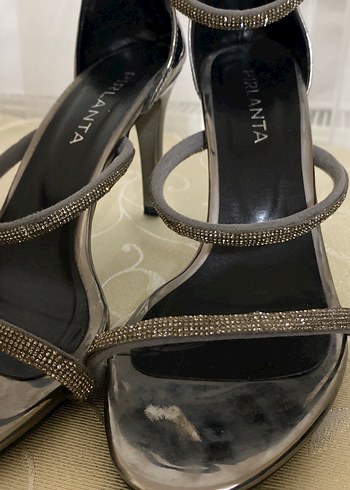 Topuklu ayakkabı - Görsel 2