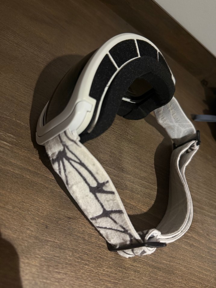 Beyaz Kayak Gözlüğü Tokalı Camlı - Görsel 2