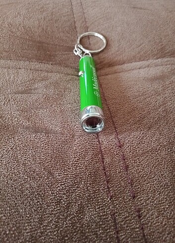 El Feneri Anahtarlık. Mercekli LED ışık Boy:8 cm.