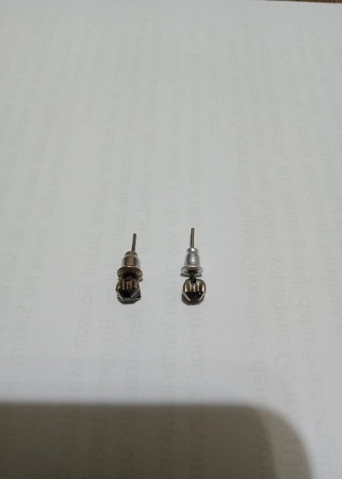 Kaliteli Erkek Küpeler 13 Adet Tamamı - Görsel 5