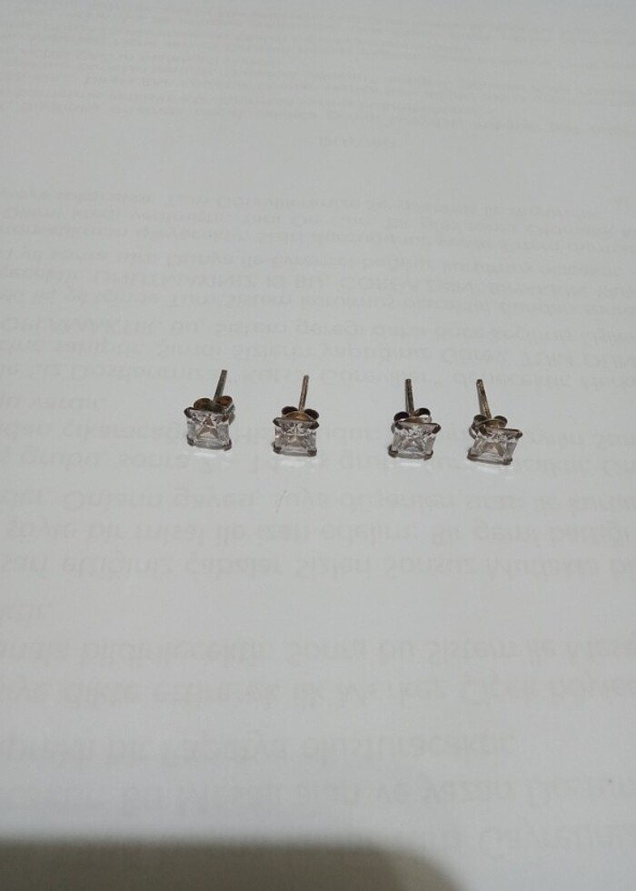 Kaliteli Erkek Küpeler 13 Adet Tamamı - Görsel 4